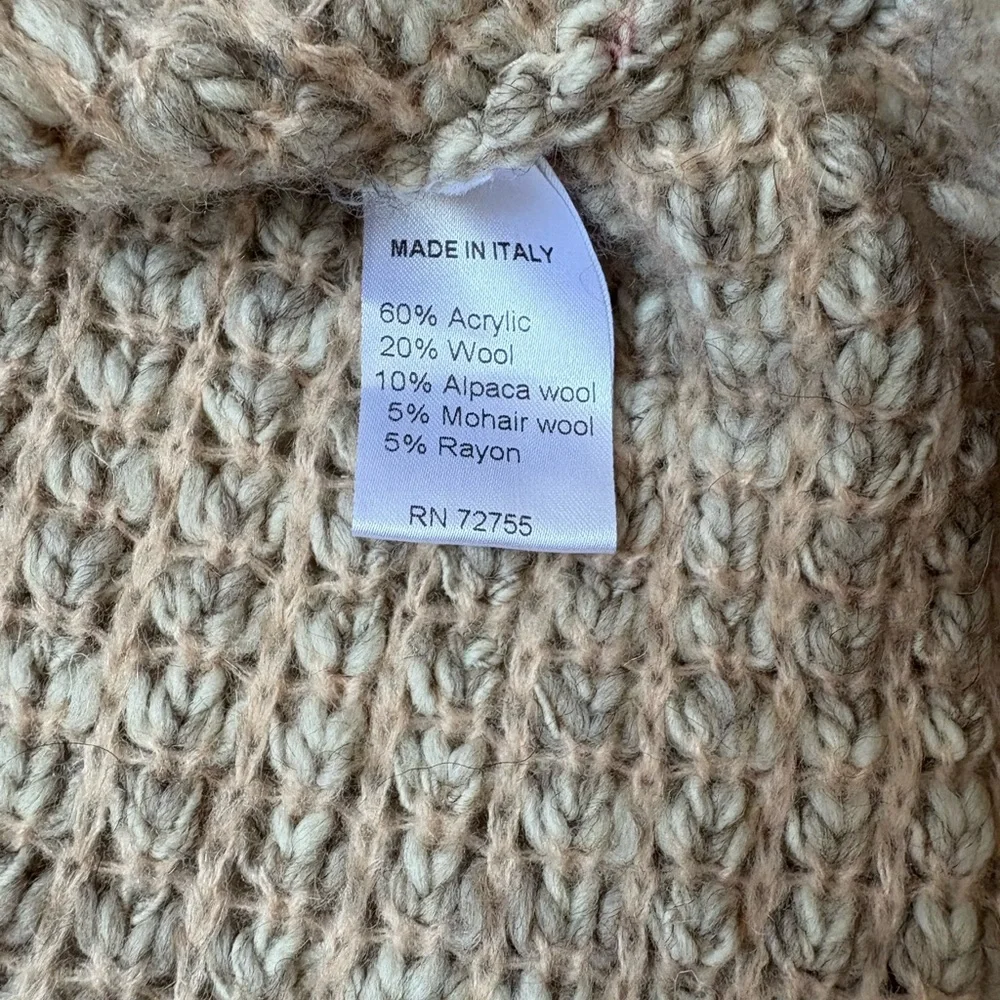 Giogio Italian turtle neck sweater poncho, wool, alpaca, mohair blend, one size - Picture 6 of 6